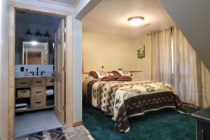 Log Home and 30x40 Garage on 5.65 Acres in Kickapoo River Valley!