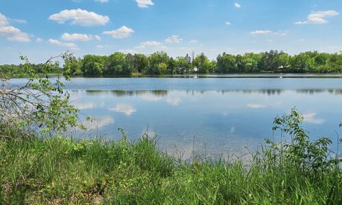 Prime lakefront land for sale in west-central Wisconsin